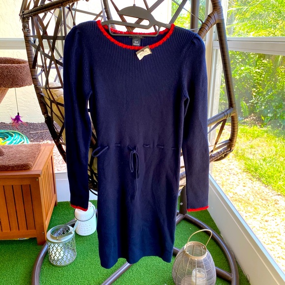 Club Monaco Dresses & Skirts - Club Monaco knit dress